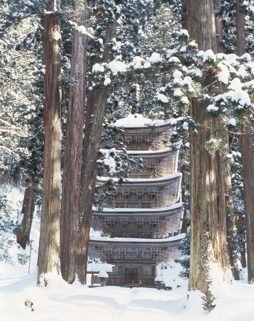 羽黒山五重塔改修工事、および冬の羽黒山観光について