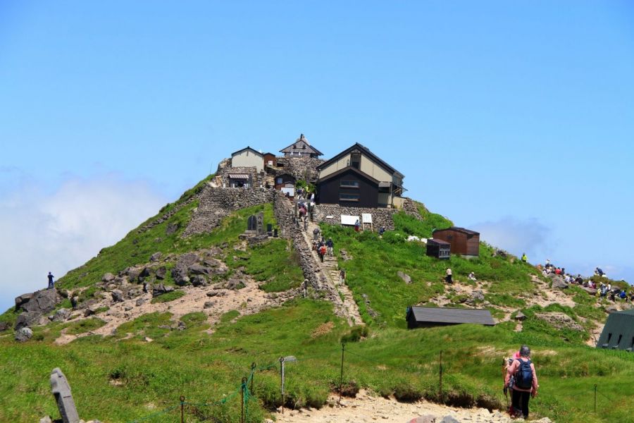 月山登山　弥陀ヶ原　山頂コース