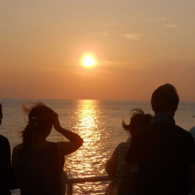 【7月・8月の土曜日限定】海上から日本海の夕陽を堪能しよう！