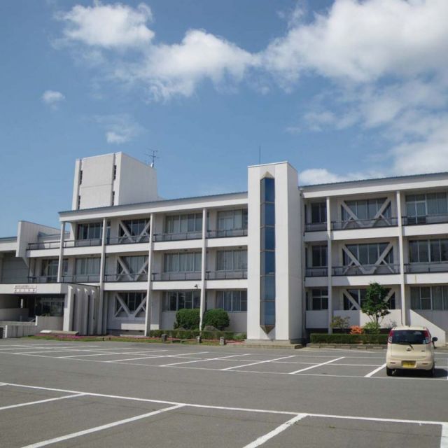 遊佐町生涯学習センター