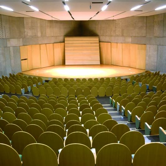 東北公益文科大学/酒田市公益ホール
