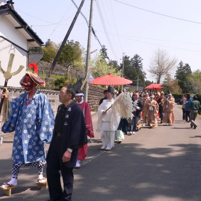 鳥海山大物忌神社蕨岡口ノ宮例大祭「大御幣祭」