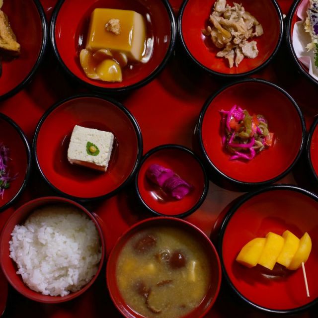羽黒山斎館