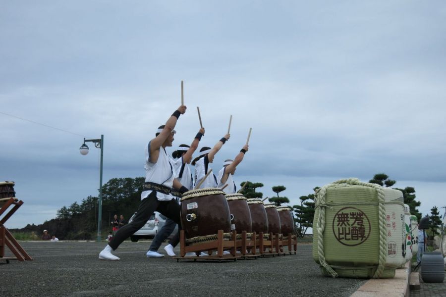 念珠関辨天太鼓の演奏