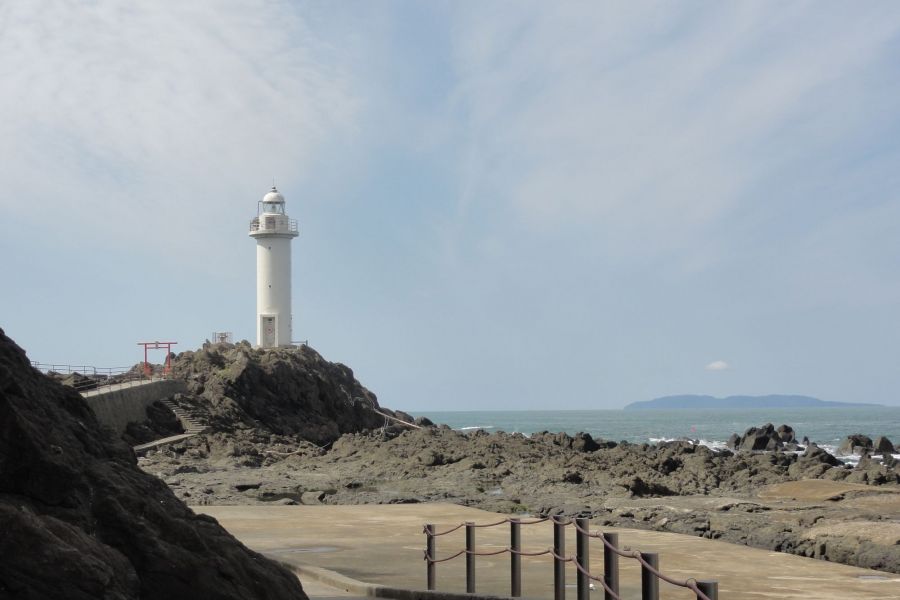 弁天島から粟島