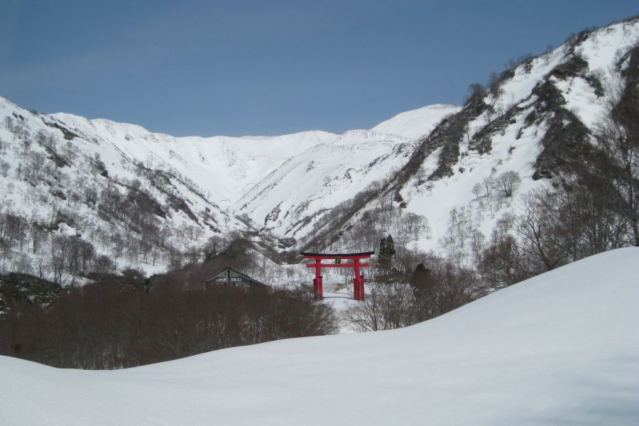 湯殿山神社本宮