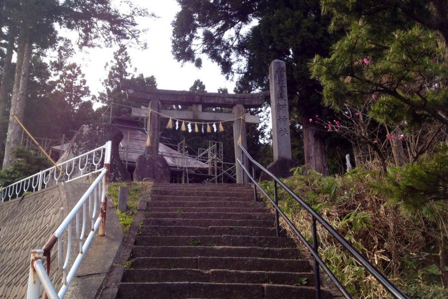 赤坂薬師神社