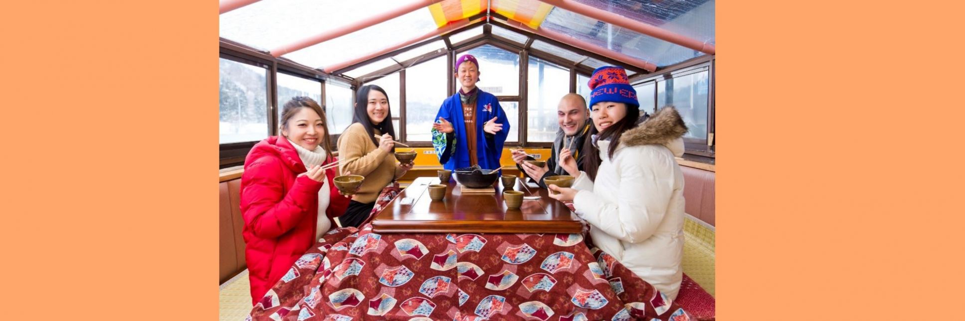 冬の最上川舟下り（こたつ舟 12月～3月末）