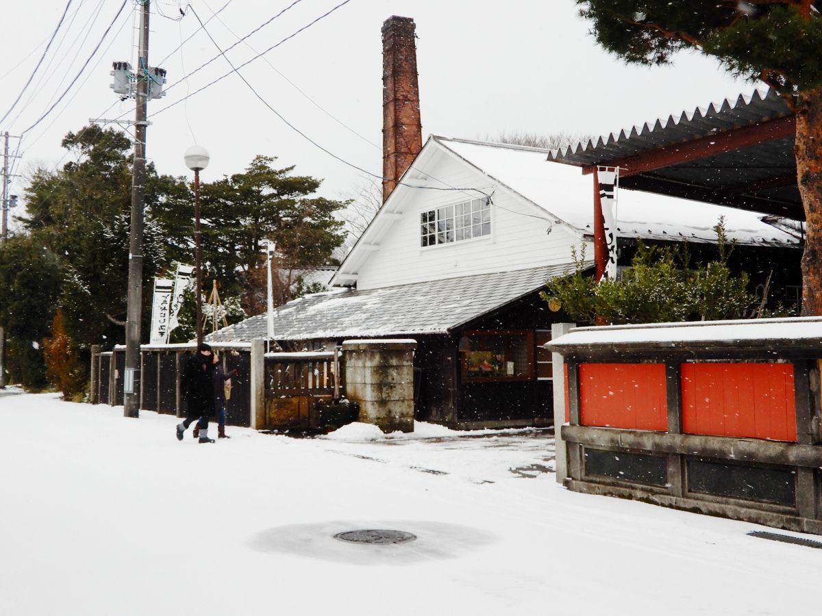 庄内町の老舗醤油店　ハナブサ醤油